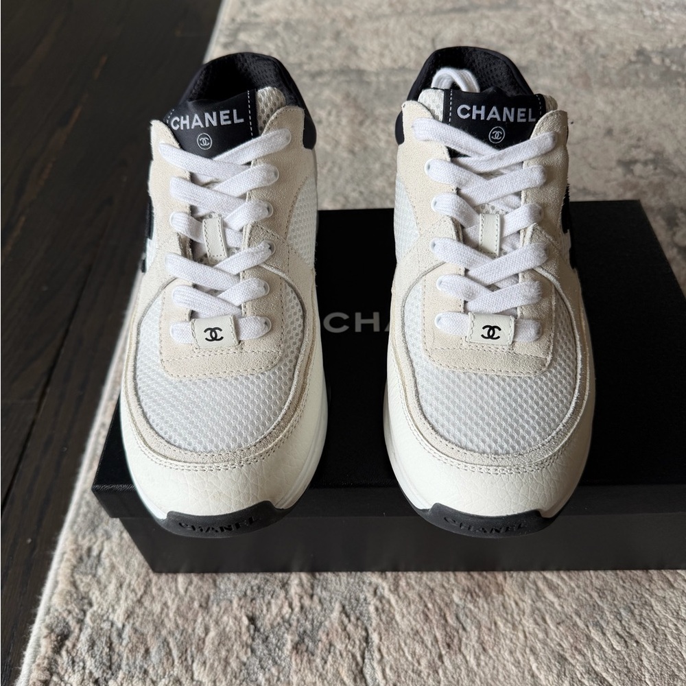 CHANEL White and Black Sneakers 37.5 - Picture 2 of 13